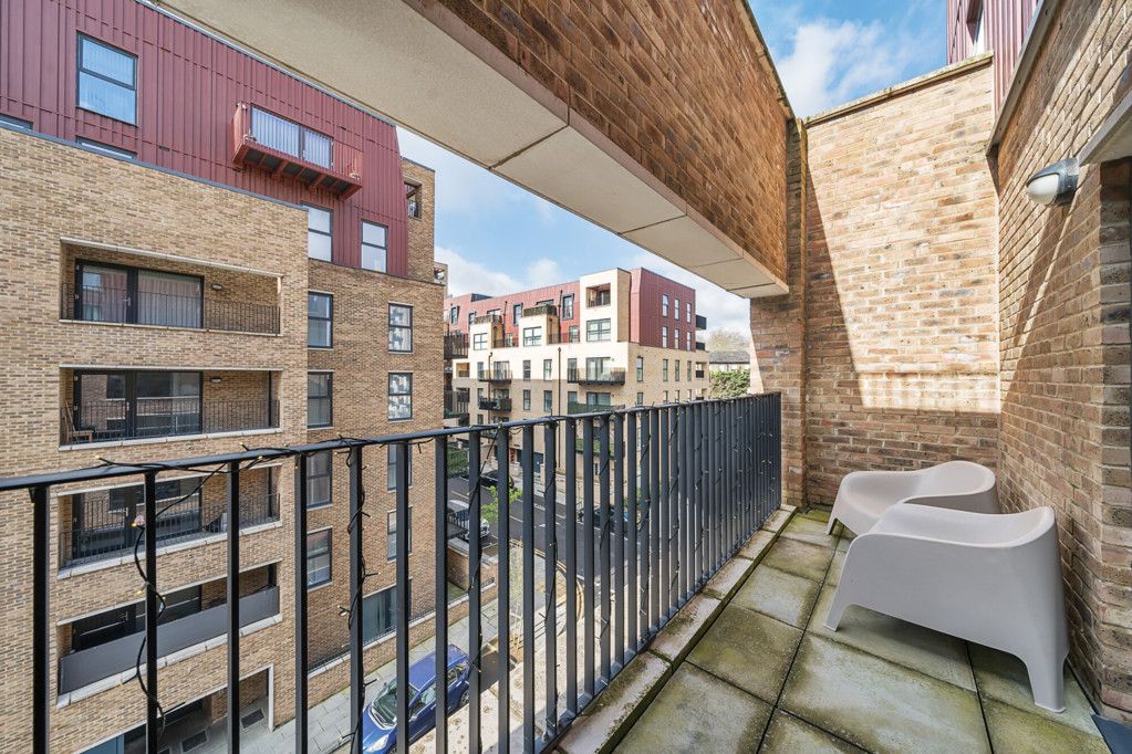 Property photo 3 of 20 Balcony