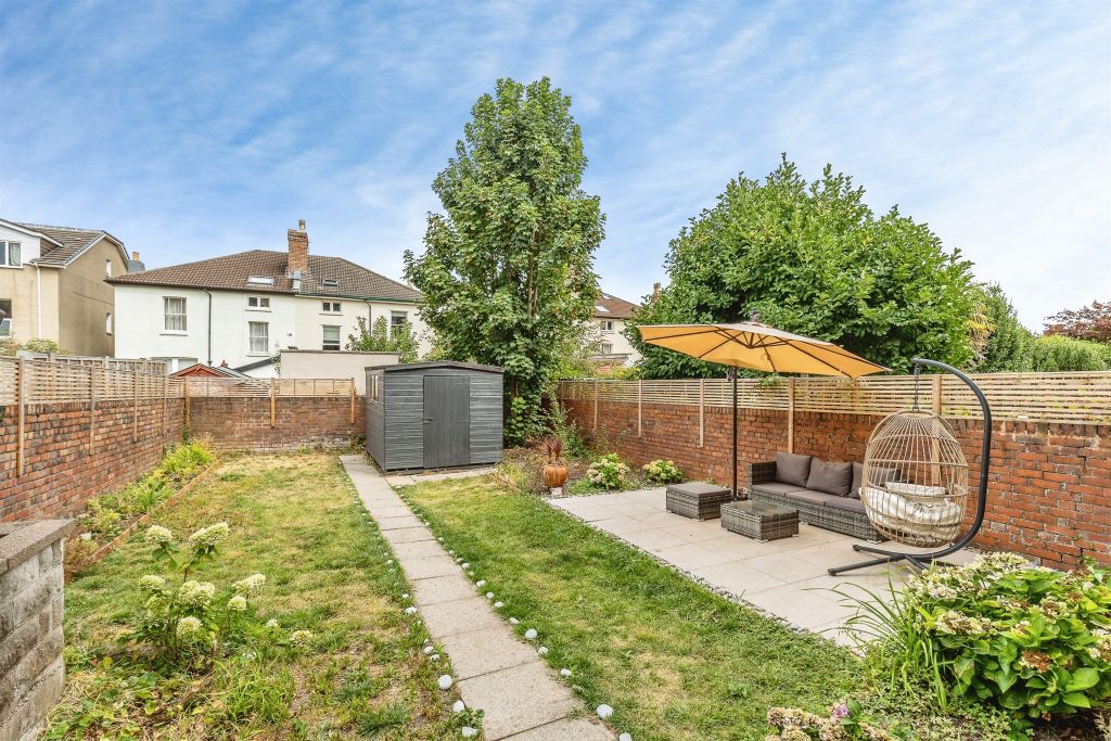 Property photo 3 of 24