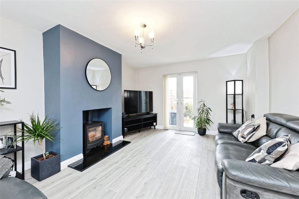 Property photo 2 of 14 Picture No. 01