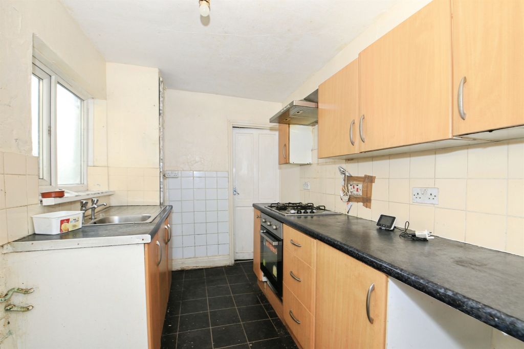 Property photo 2 of 12