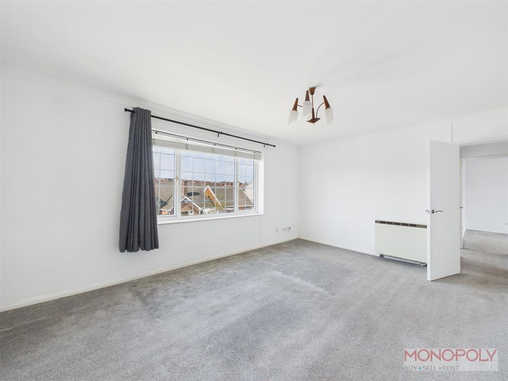 Property photo 3 of 9 Cam04439G0-Pr0258-Still007.Jpg