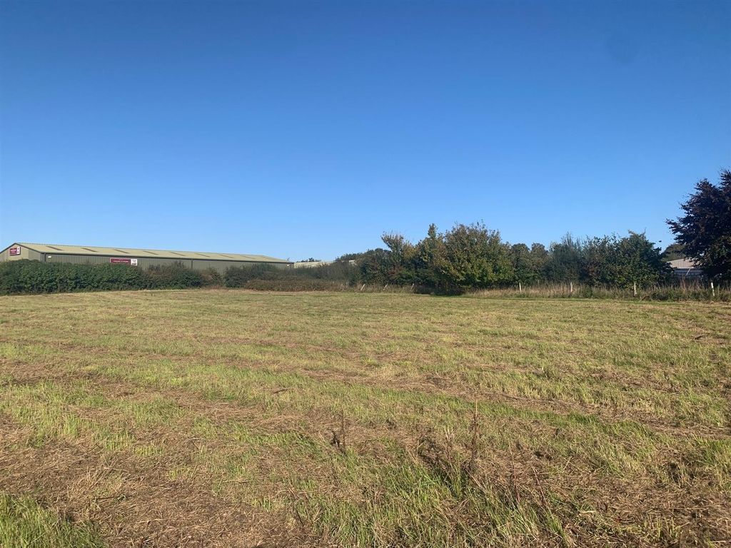 Property photo 3 of 3 View 3.Jpg