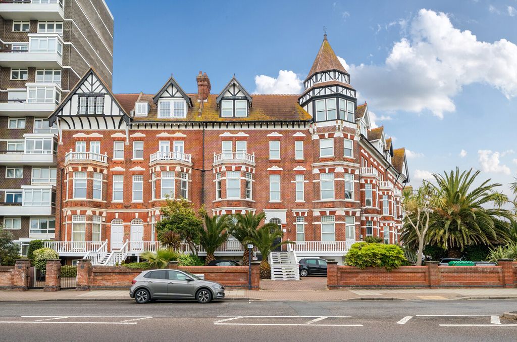 Property photo 1 of 13 1459966-2-6A0B259...
