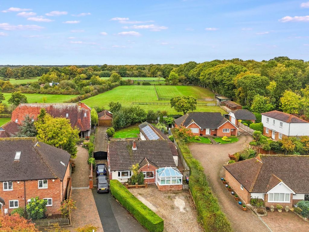 Property photo 2 of 24