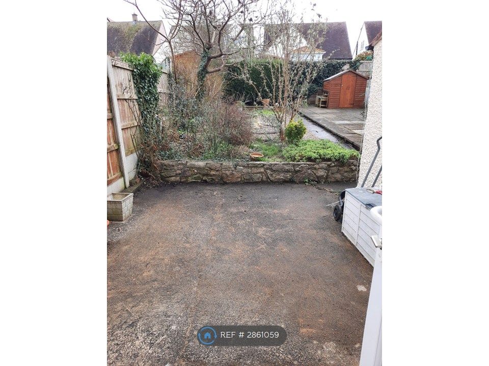 Property photo 2 of 11