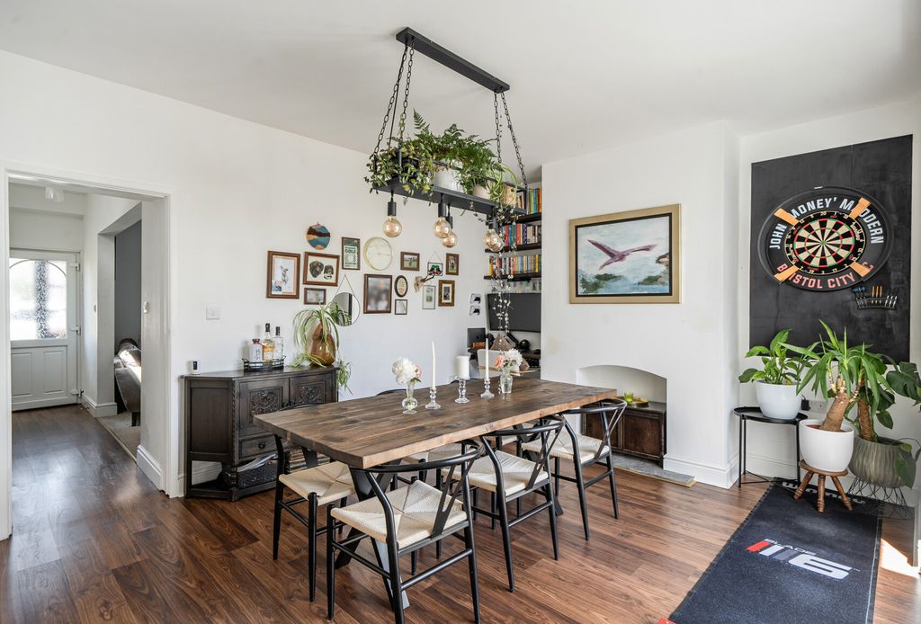 Property photo 2 of 24 1465934-10-6A144B...