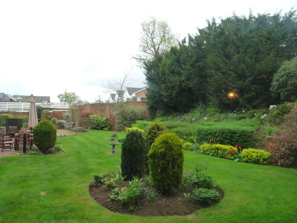 Property photo 2 of 8
