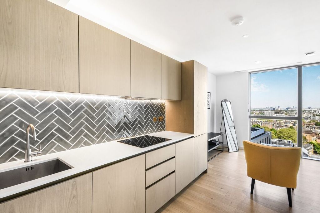 Property photo 2 of 11 Dsc_7716_High