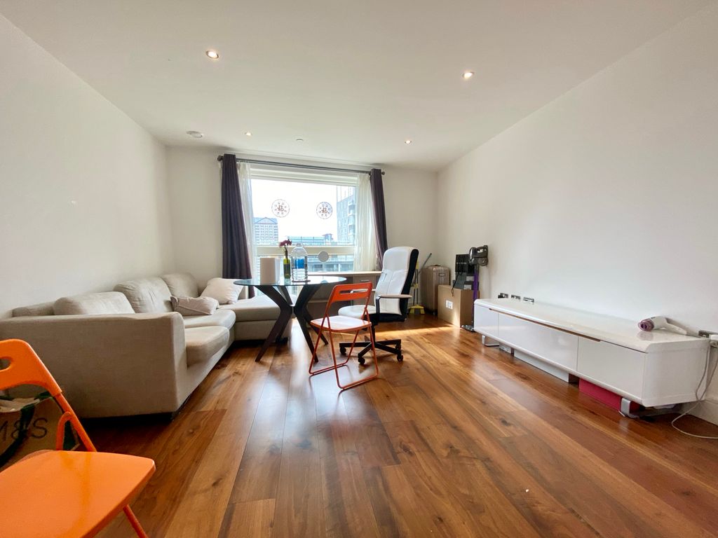 Property photo 2 of 28