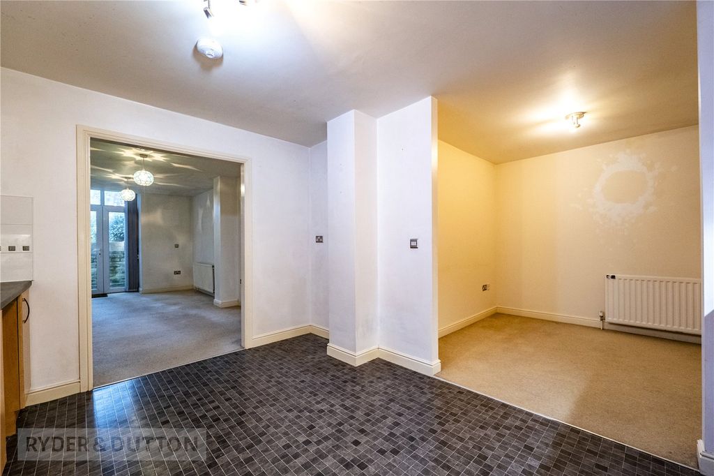 Property photo 3 of 21 Picture No. 27