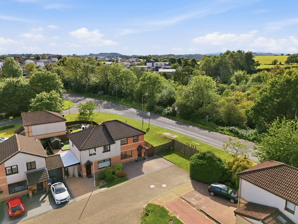 Property photo 2 of 32 Picture No. 08