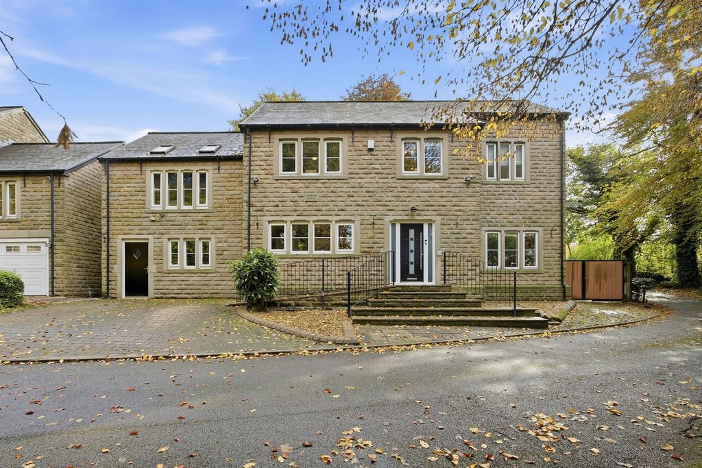 Property photo 1 of 31 (Main)