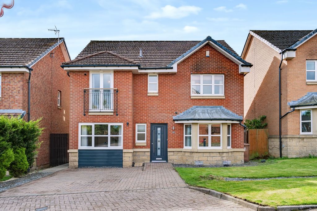 Property photo 1 of 51