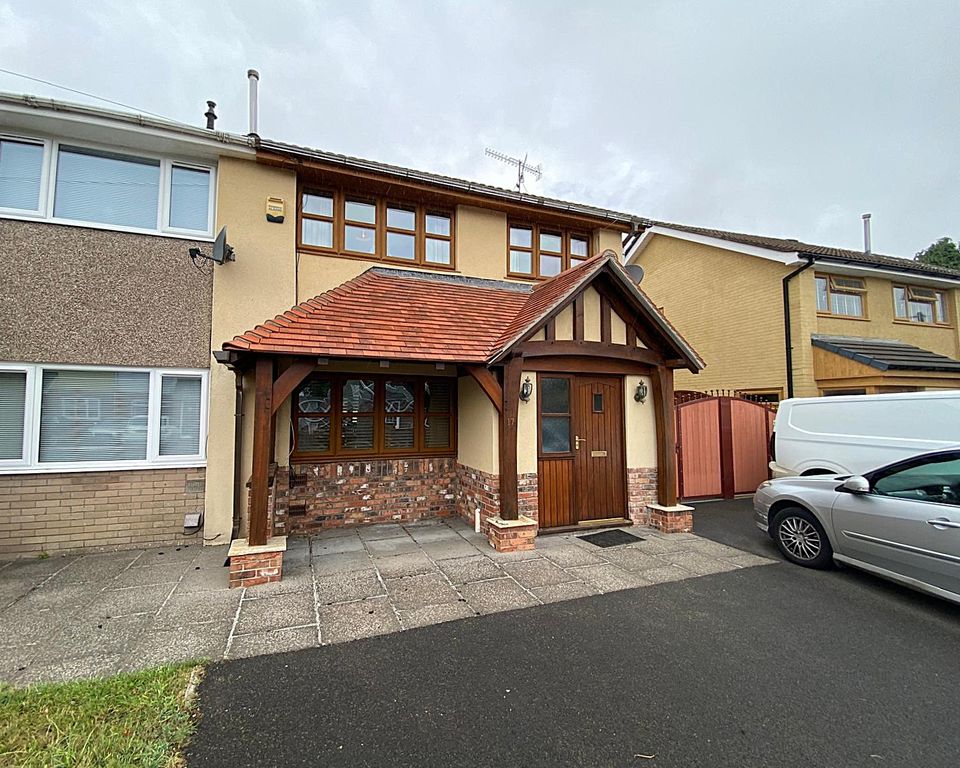 Property photo 1 of 41