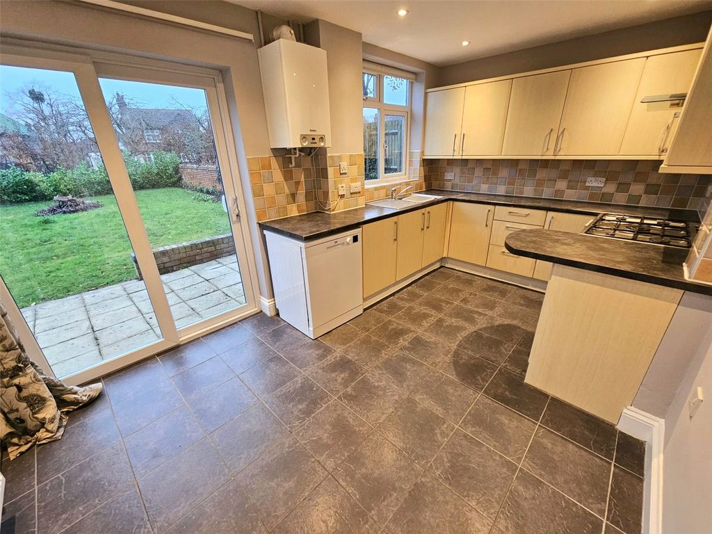 Property photo 3 of 17 Picture No. 15