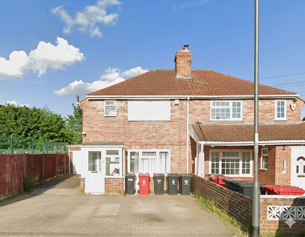 Property photo 1 of 5