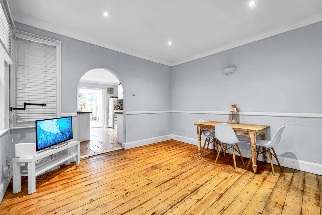 Property photo 3 of 14 Dsc08930