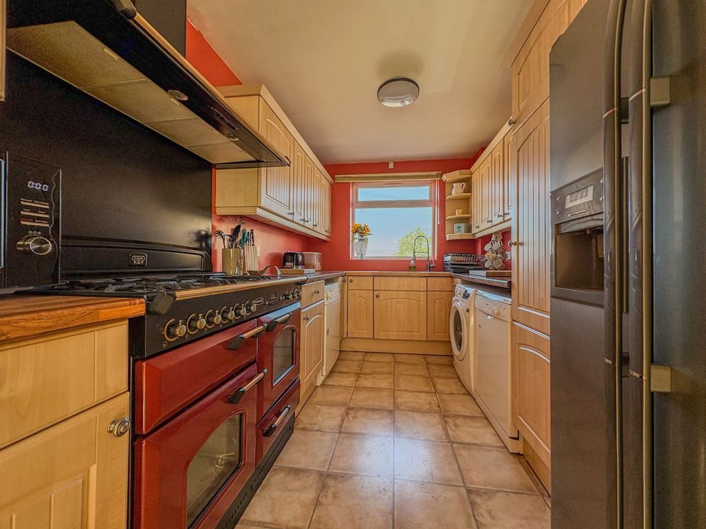 Property photo 3 of 26 52995410