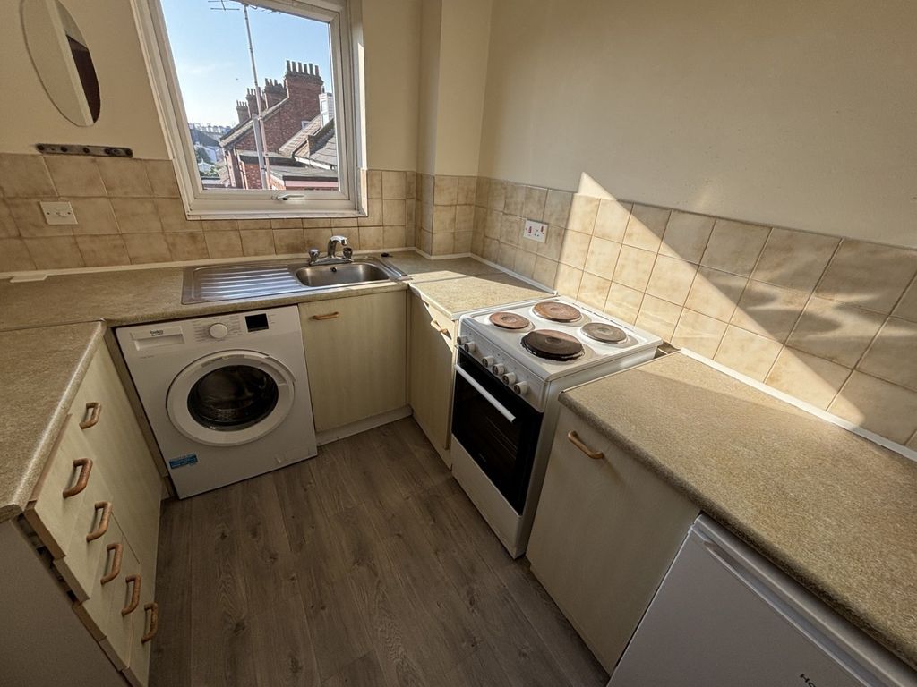 Property photo 3 of 5 Picture No. 02