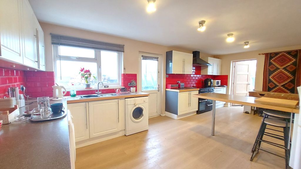 Additional image 6 of 3 bed detached bungalow for saleApple Croft, Treligga Downs Road, Delabole PL33