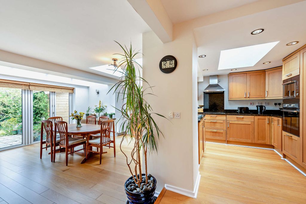 Property photo 3 of 18 Picture No. 40