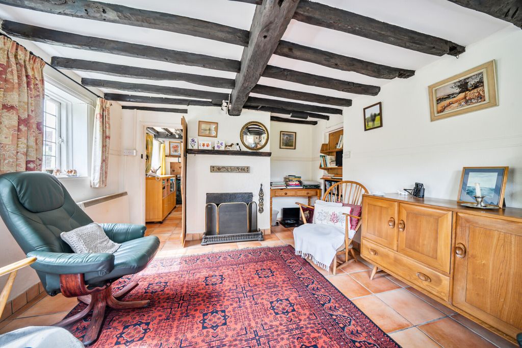 Property photo 3 of 18 Sitting Room