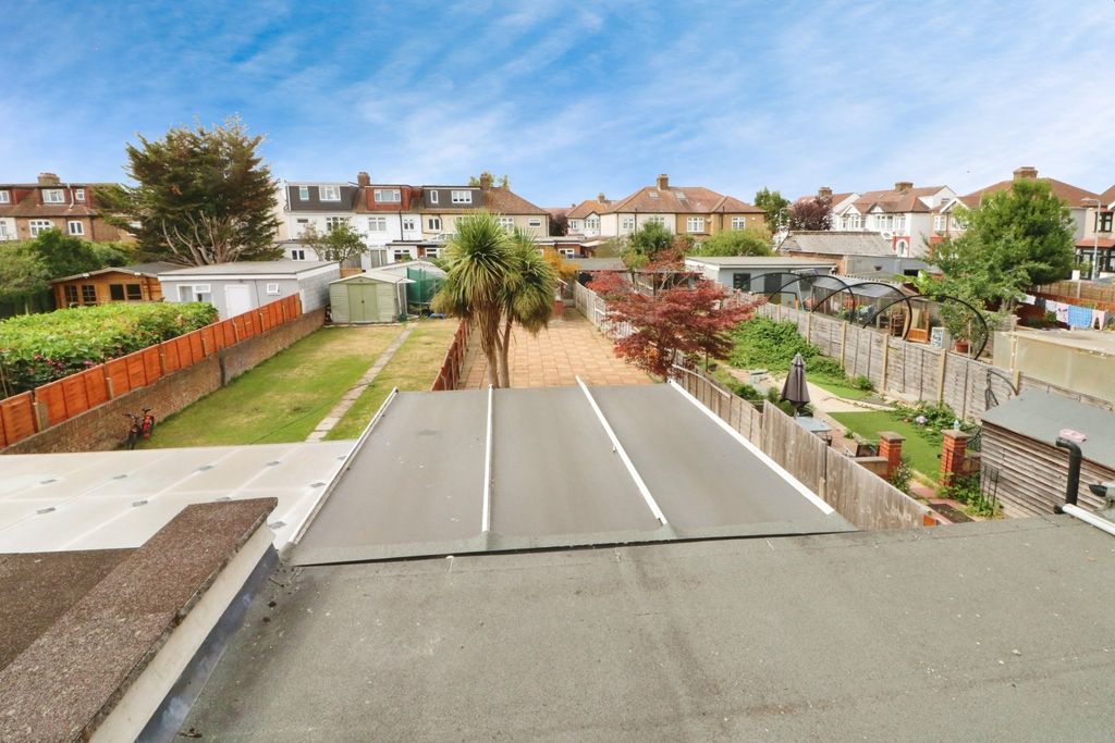 Property photo 2 of 16 Picture 2