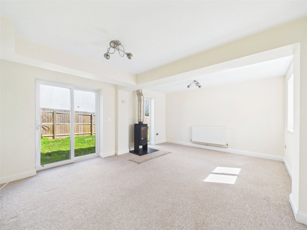 Property photo 3 of 13 Picture No. 05