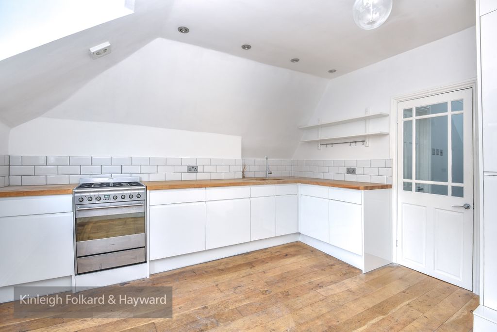 Property photo 2 of 6 369751 (3)Wm