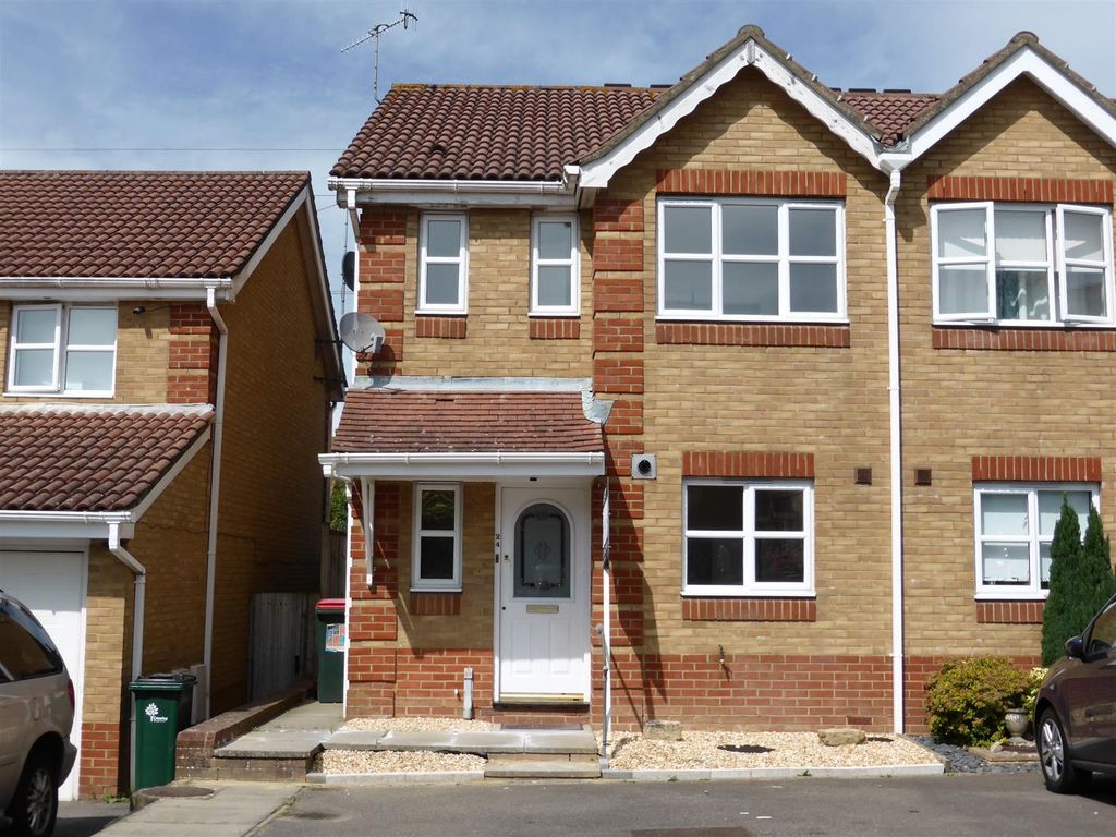 Property photo 1 of 14 24 Carter Road 1.Jpg