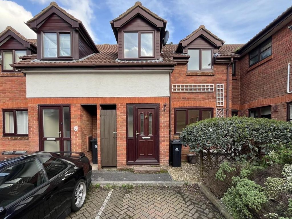 Property photo 1 of 9 Front