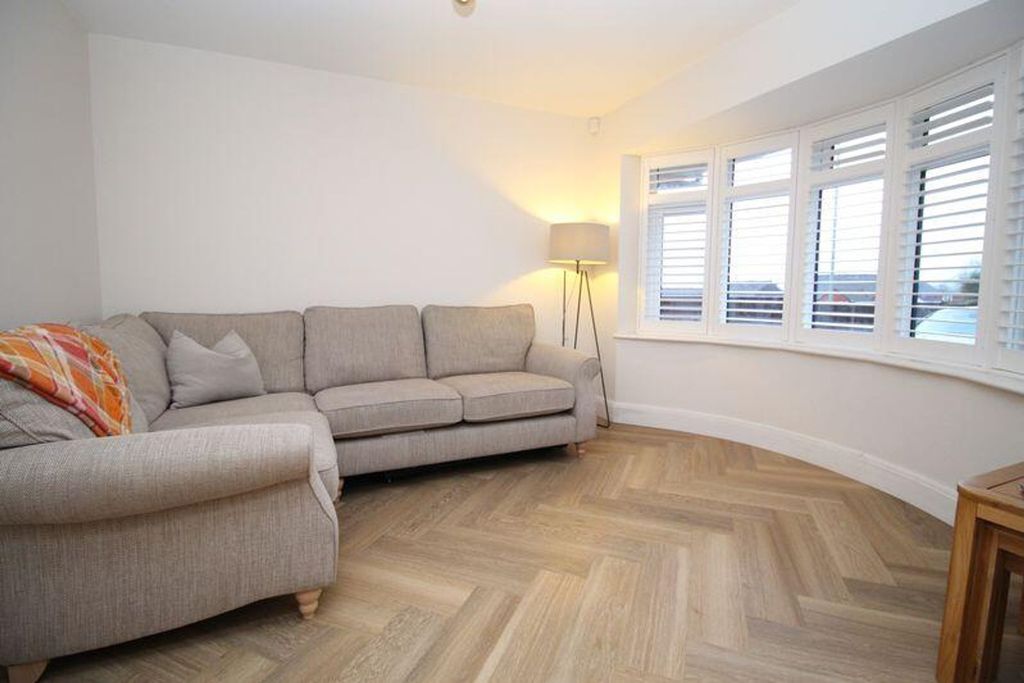 Additional image 12 of 5 bed detached bungalow for saleUpper Northam Road, Hedge End SO30