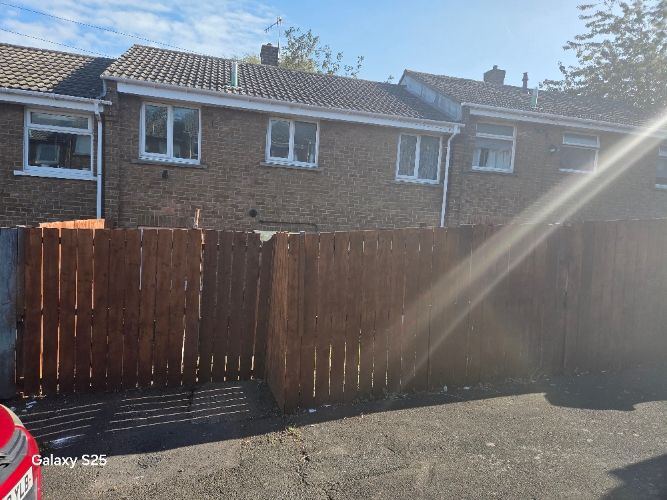 Property photo 1 of 17 Cover