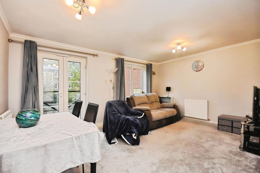 Property photo 3 of 17
