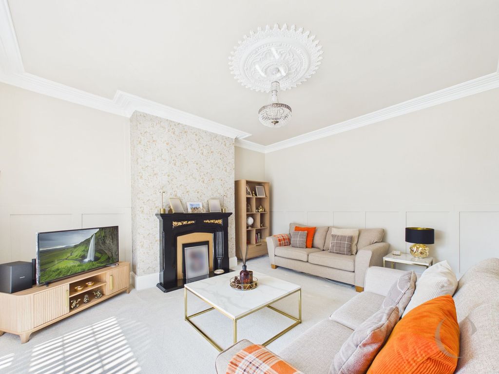 Additional image 5 of 4 bed flat for saleEgerton Road, South Shields NE34