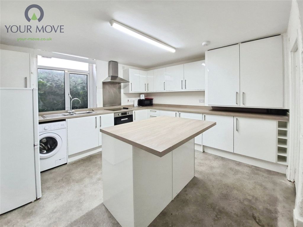 Property photo 2 of 10 Picture No. 03