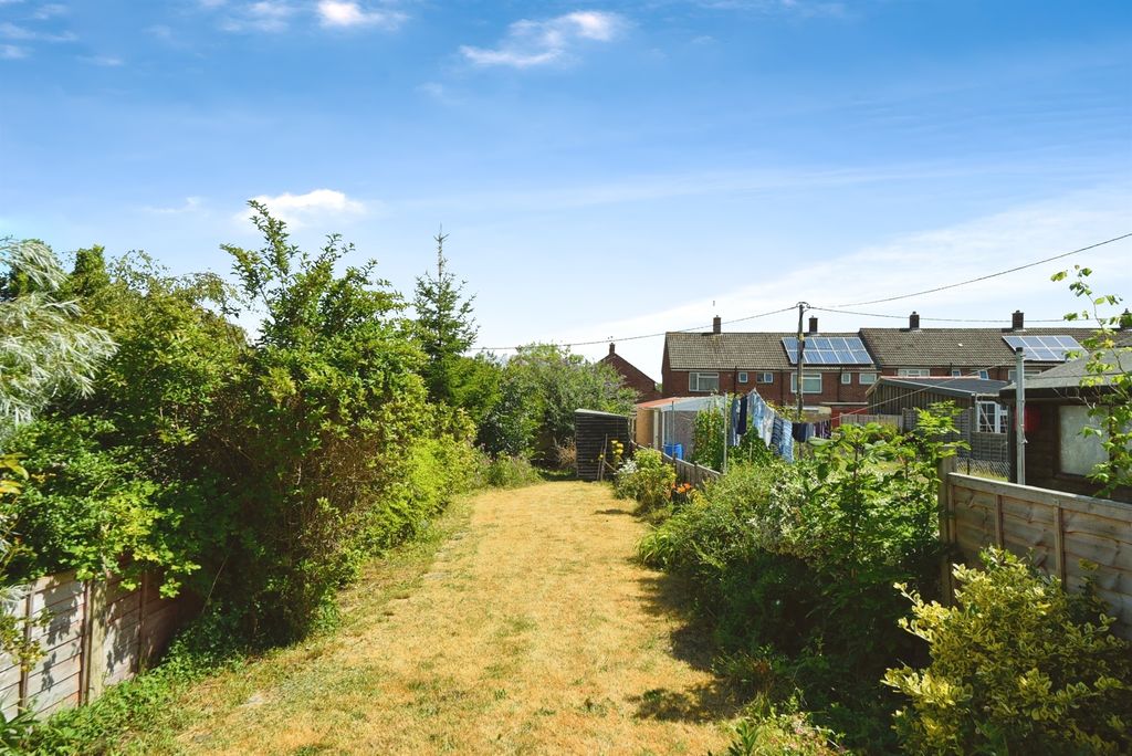 Property photo 3 of 17