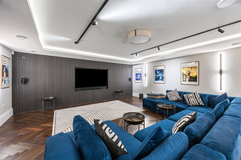 Property photo 3 of 45 Cinema/Family Room