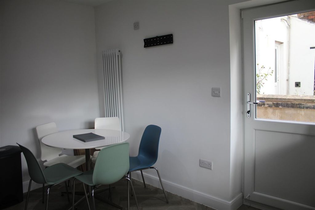 Property photo 3 of 15 Img_2355.Jpg