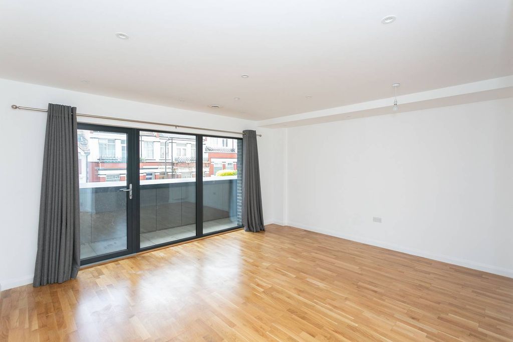 Property photo 1 of 17
