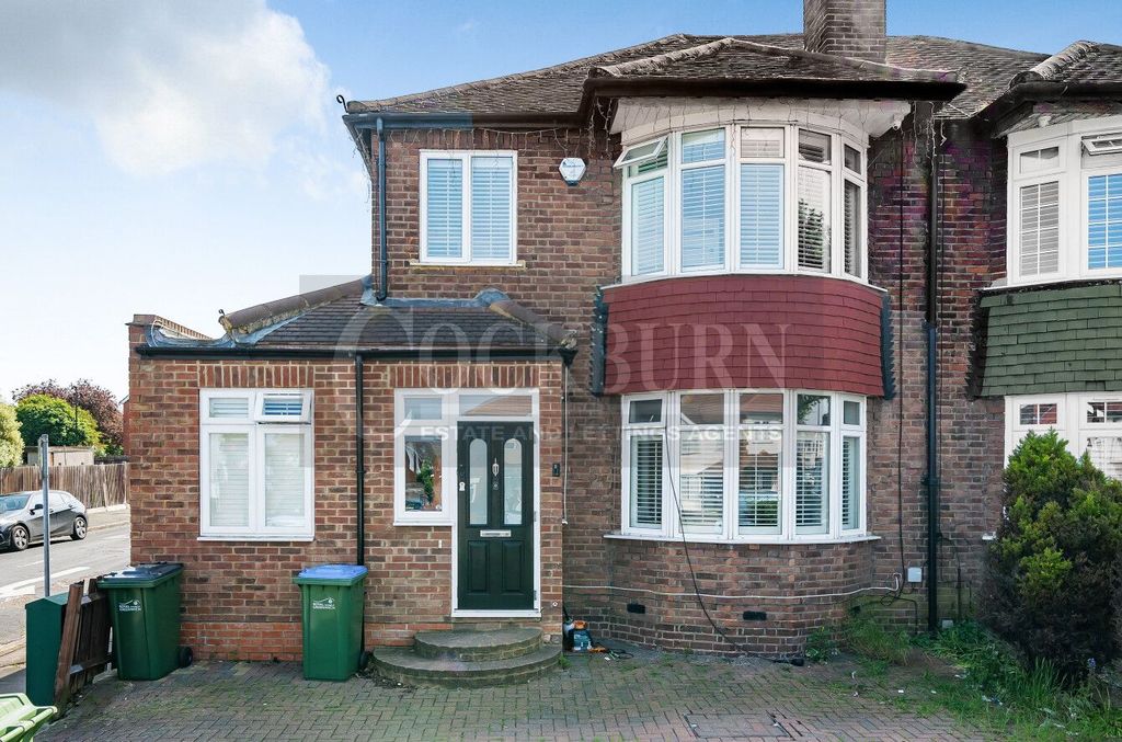 Property photo 1 of 19