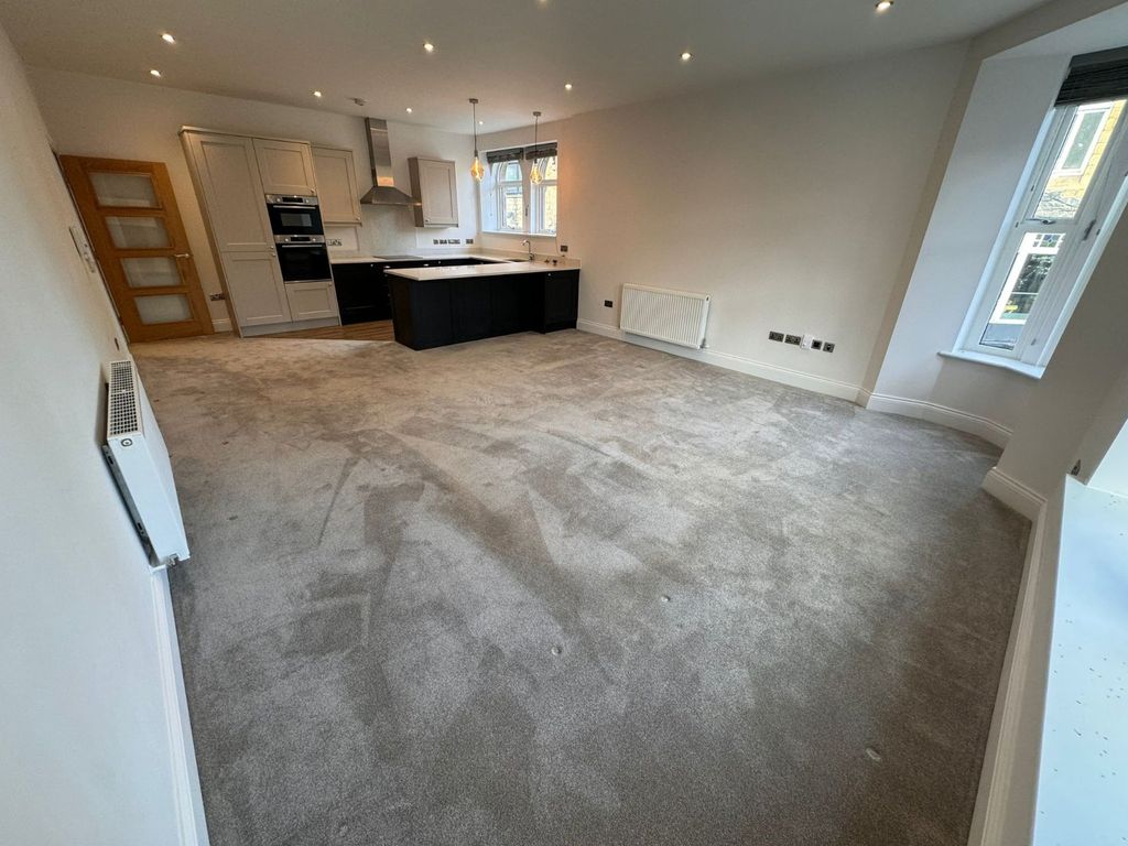 Property photo 3 of 14 Picture No. 23