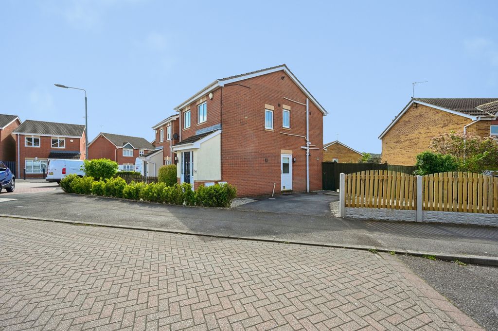 Property photo 1 of 15