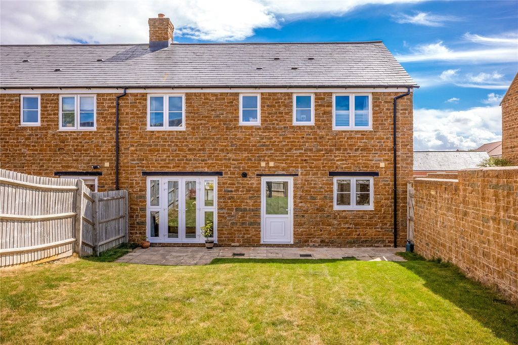 Property photo 2 of 18 Picture No. 16