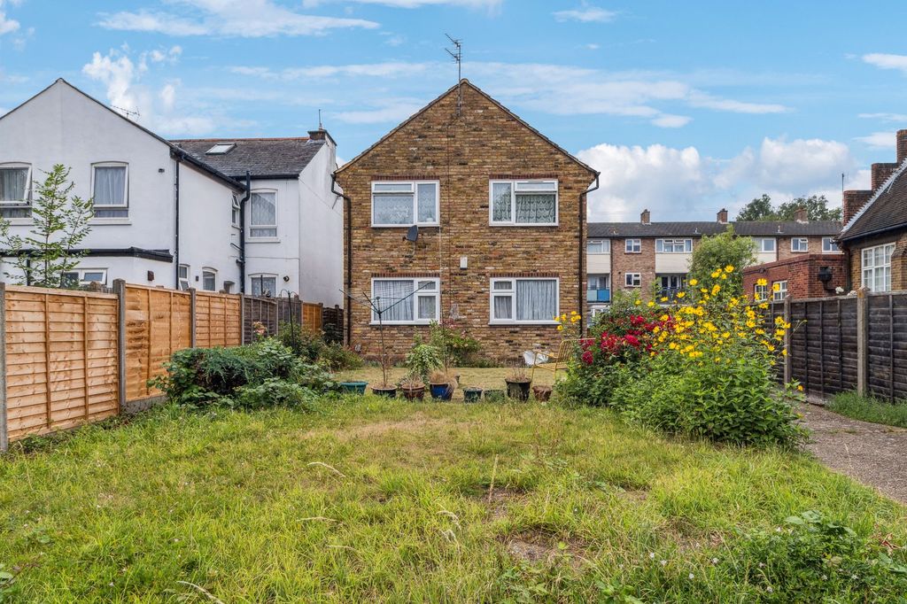 Property photo 2 of 14