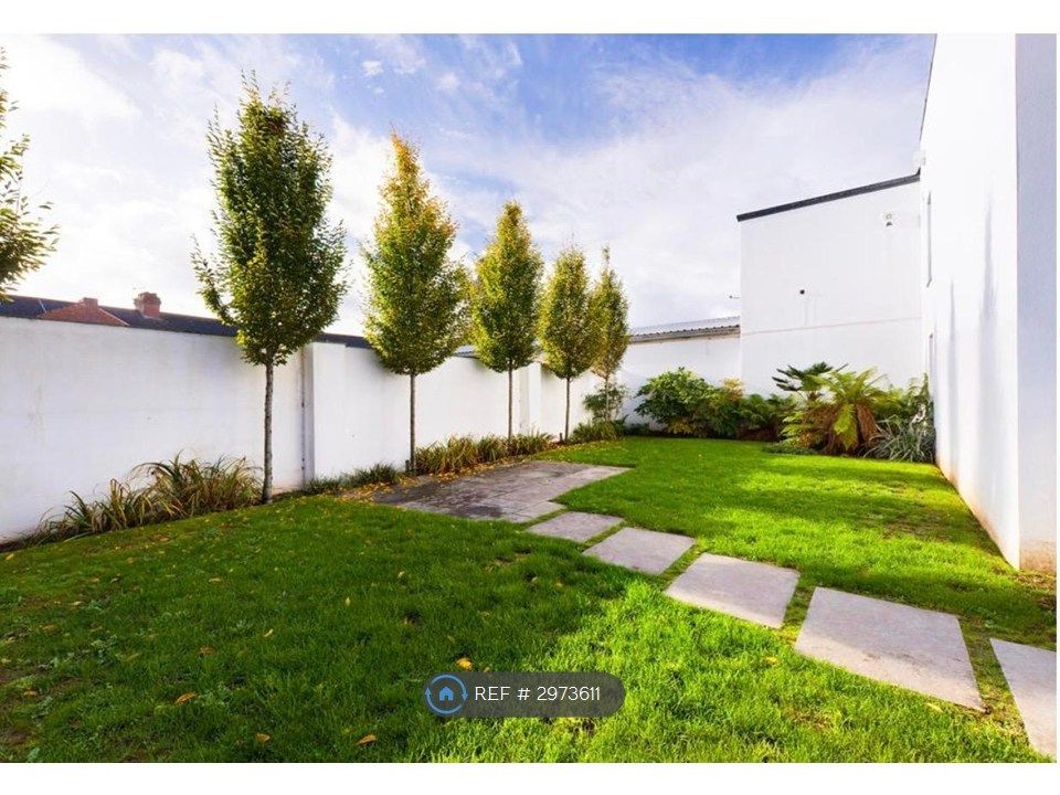 Property photo 3 of 11 Communal Garden (To The Left Of The Property)