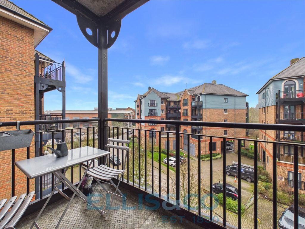 Property photo 1 of 11 Picture No. 05