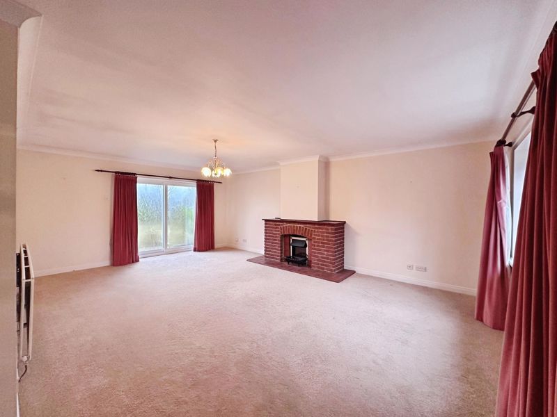 Property photo 3 of 20 Photo 18