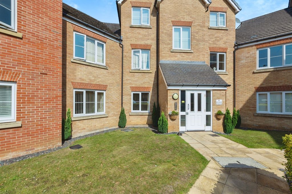 Property photo 1 of 11