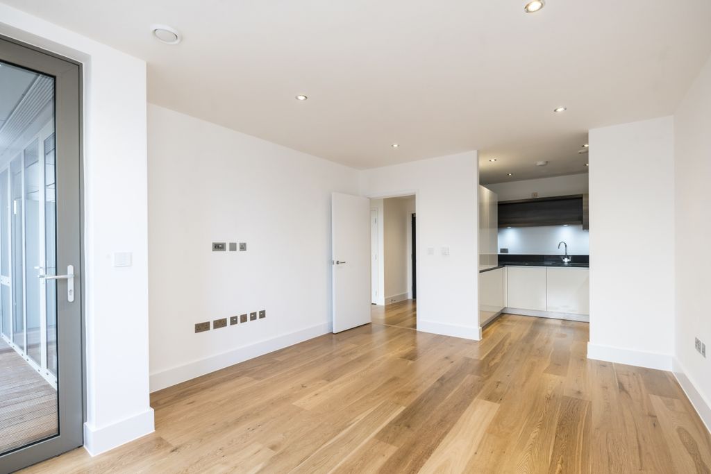 Property photo 2 of 10 Reception Room